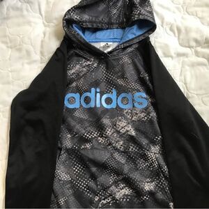 COPY - COPY - Adidas boys sports hoodie sweatshirt size L